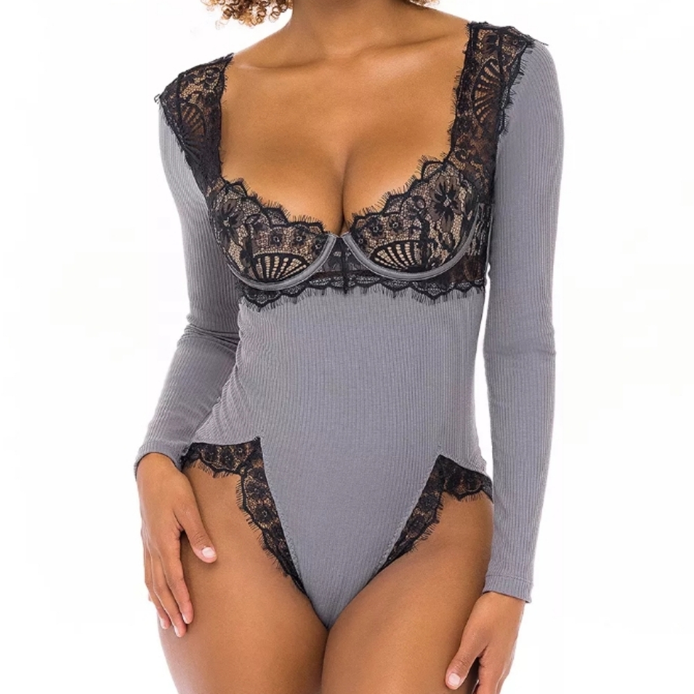 Oh La La Cheri Eyelash Lace Bodysuit - Picture 2 of 11